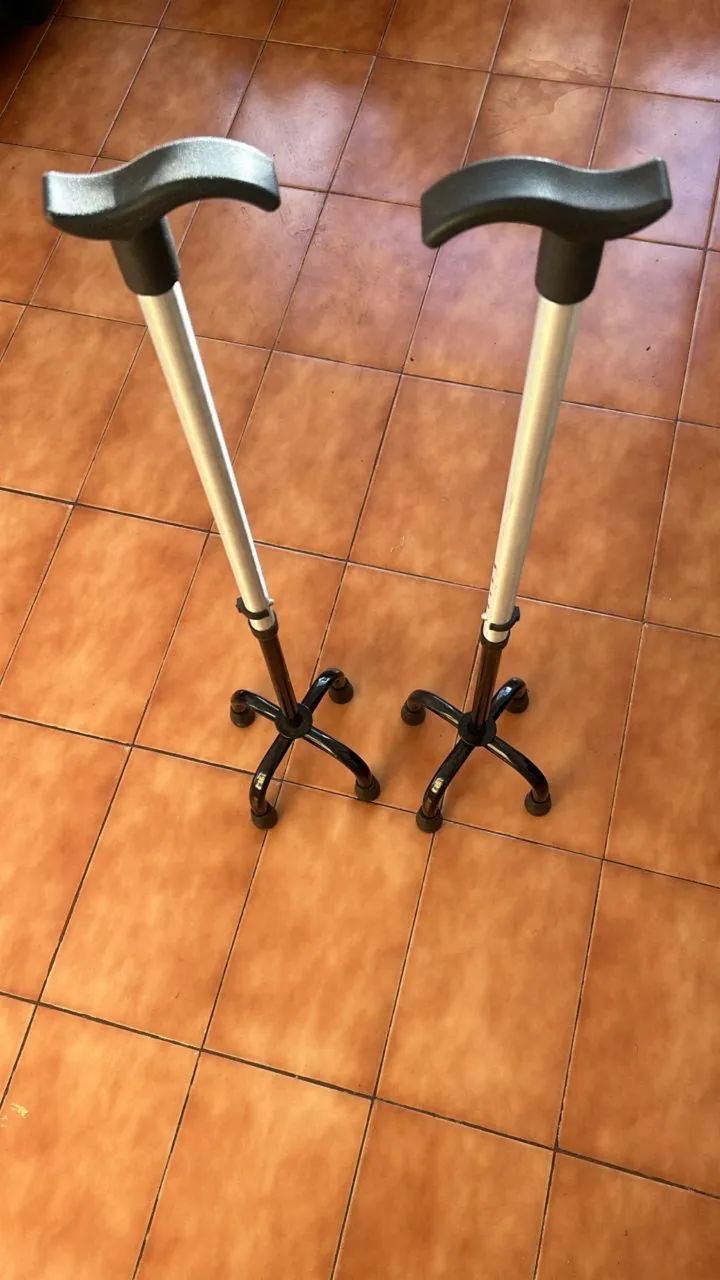 Aluminum Tripod Crutch Set