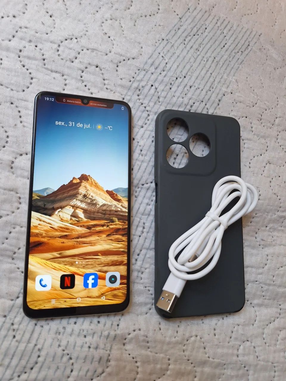 Realme C53, semi novo 128 gigas com entrega  - Foto 5