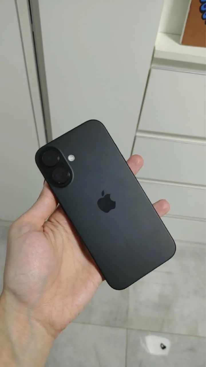 iPhone 16 128gb em perfeitas condições 