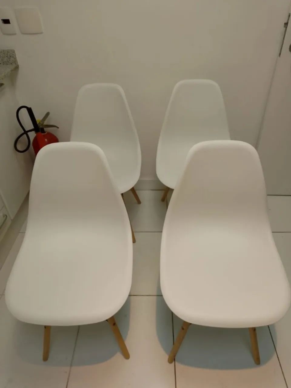 KIT de Cadeiras Easy Wood branca