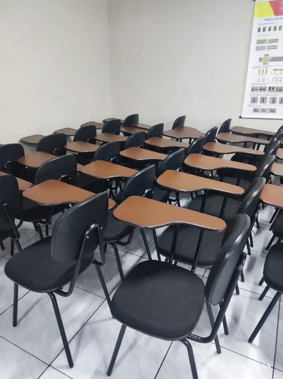 Cadeiras universitárias  - Foto 3