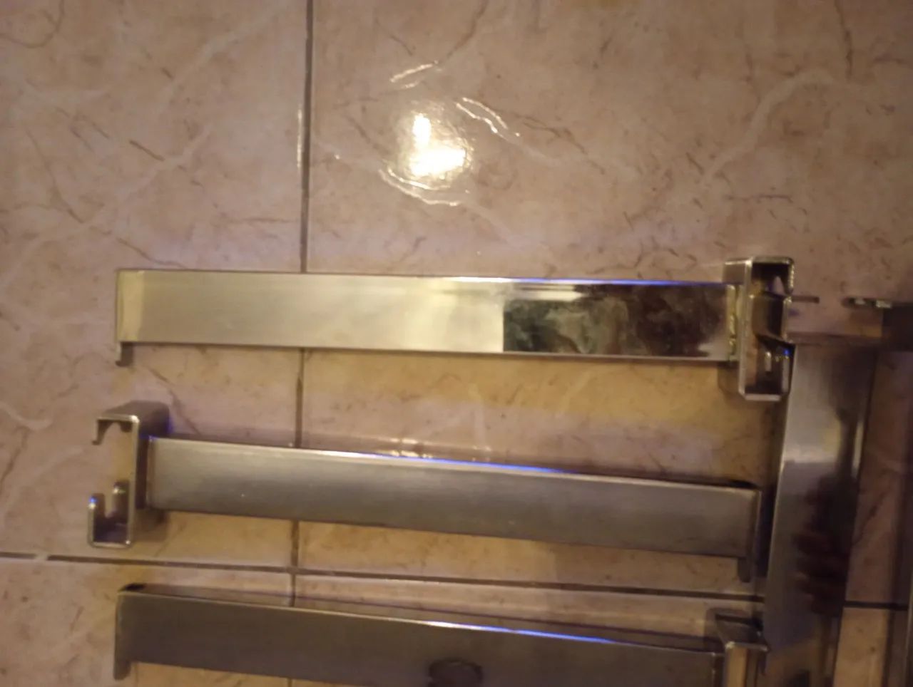 4 SUPORTES DE BOLSAS E 6 DE CREMALHEIRA INOX - Foto 3