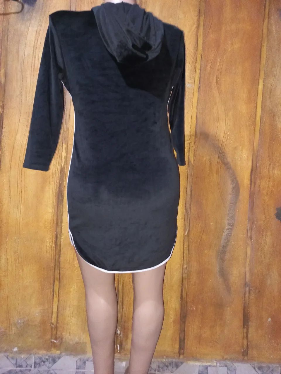 Vestido com capuz  - Foto 4