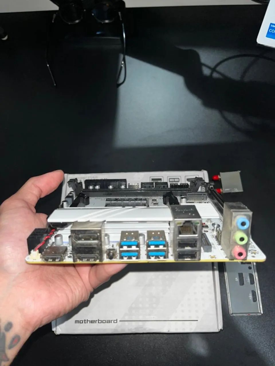 Placa-mãe Mini ITX JGINYUE B350i AM4 DDR4 - Foto 3