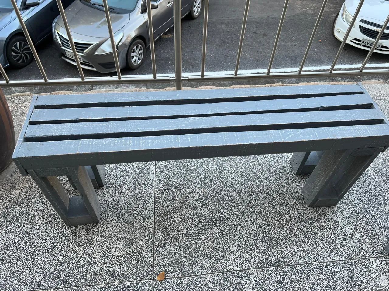 Conjunto banco de jardim de madeira  - Foto 5
