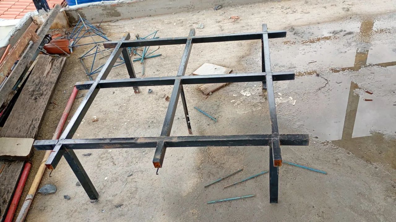 Vendo suporte para caixa d'água 