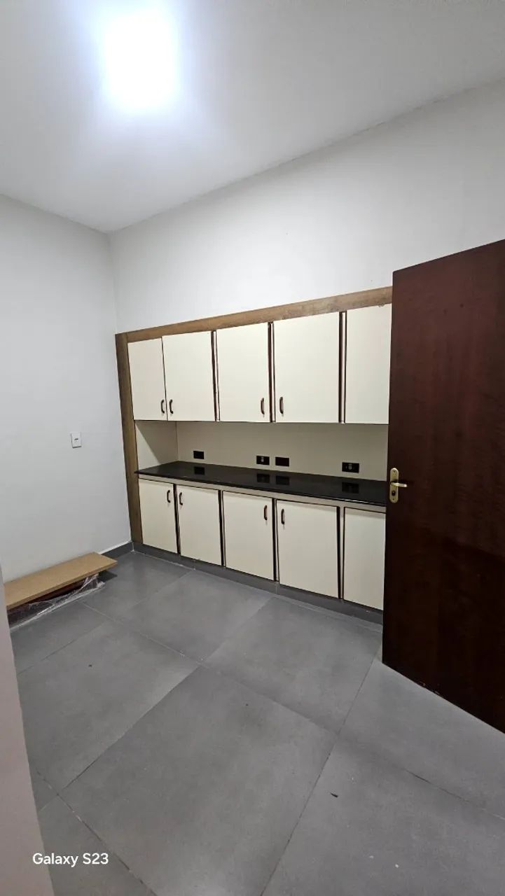 Alugo Prédio Comercial Ideal para Clínica - Foto 4