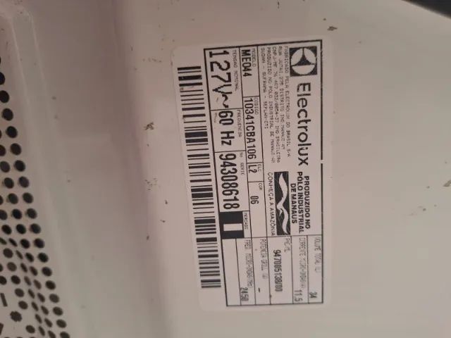 MICROONDAS ELECTROLUX - 34 LT - 110V - Foto 2