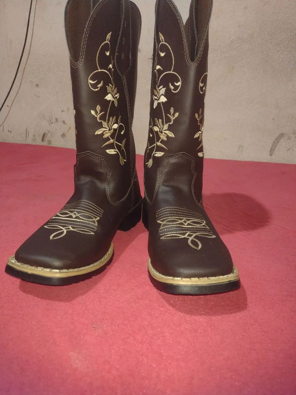 Bota Country Feminina Bordada Nº 37 - Semi Nova