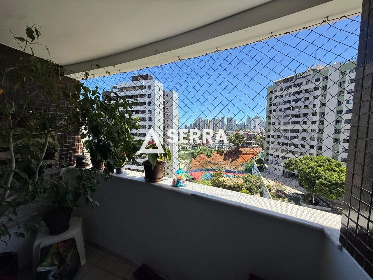 Cidade Jardim Salvador | 3/4 com Suíte | 77m² | Andar Alto | Total Conforto e Segurança