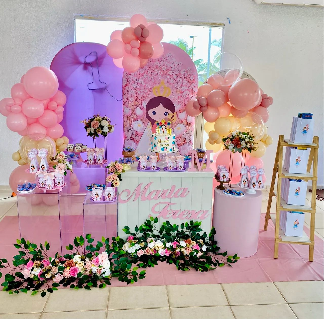 PEGUE E MONTE OU DECORAÇÃO COMPLETA