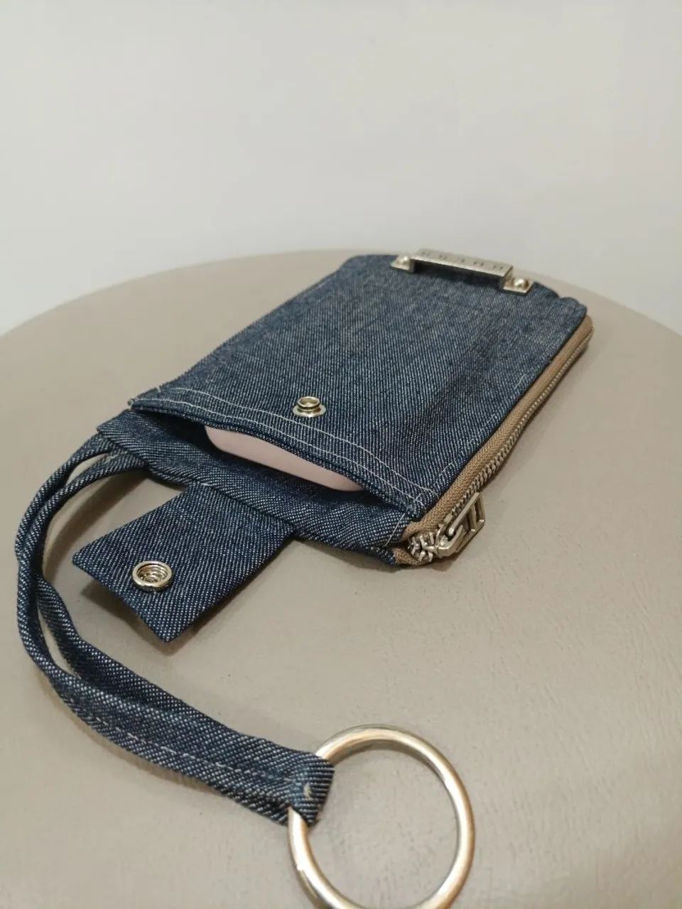Porta celular jeans guess  - Foto 3