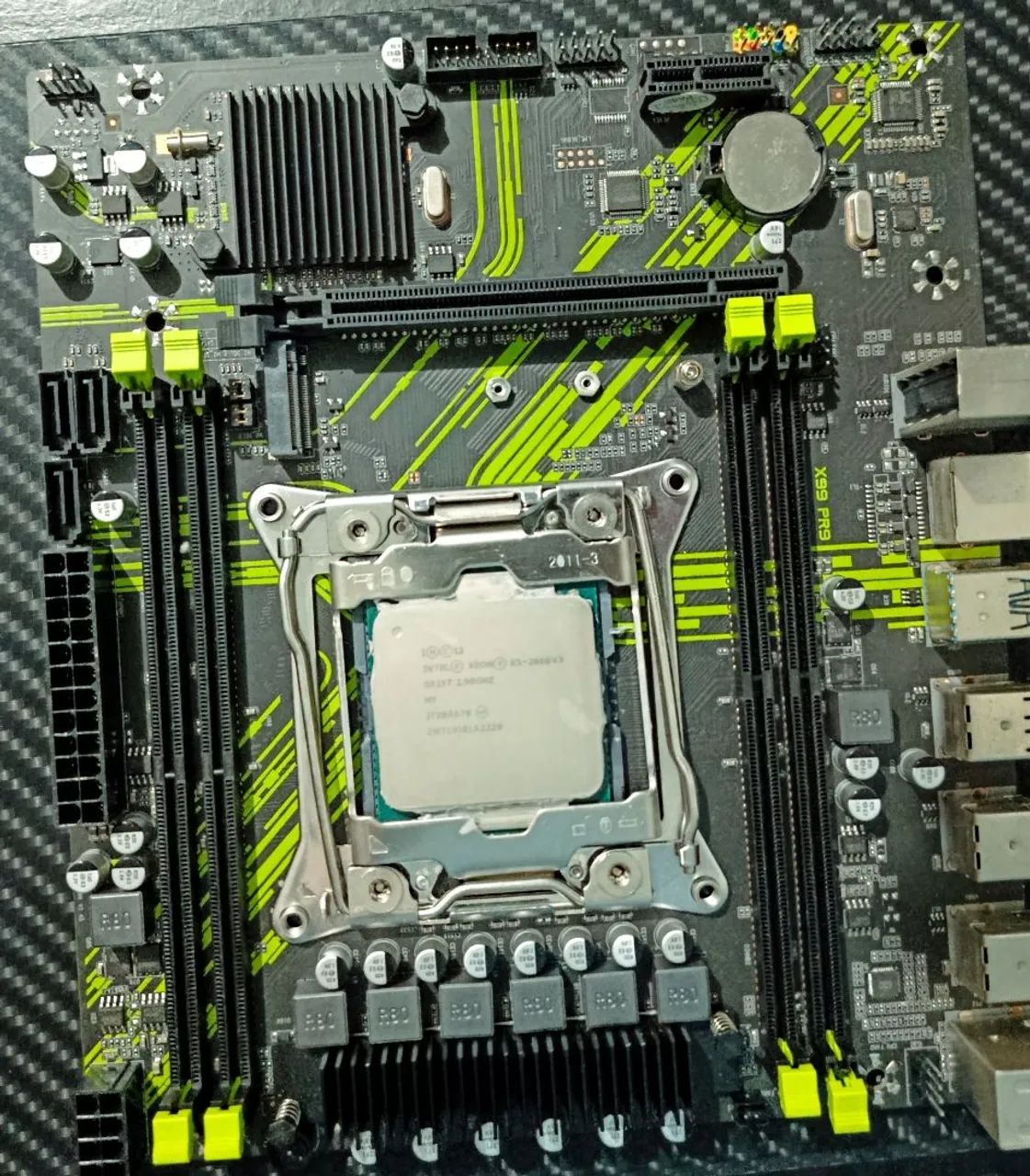 PR9 e e5-2666v3 - Foto 2