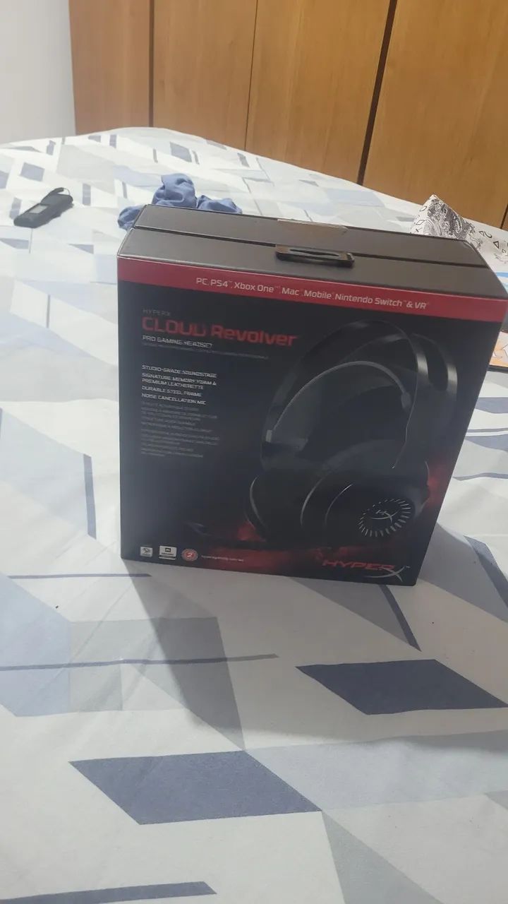 Headset gamer HyperX Cloud Revolver