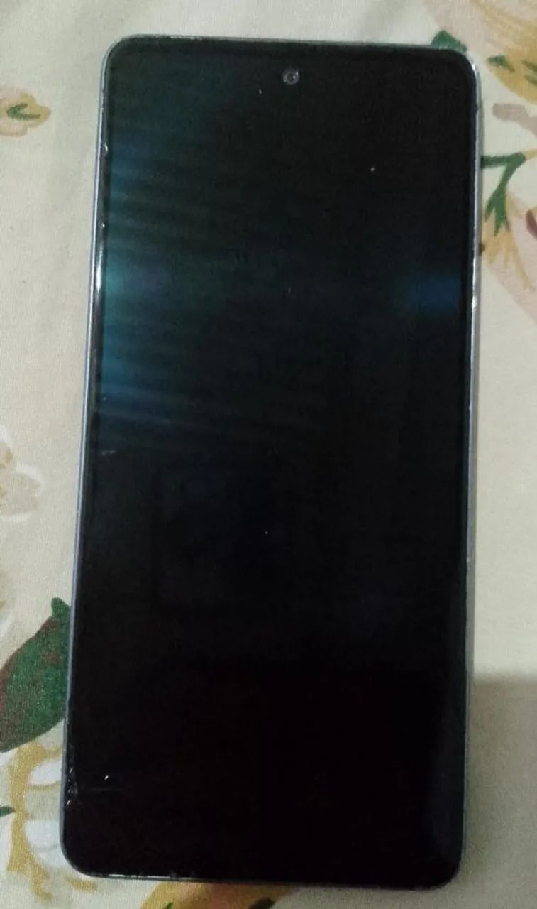 Ele é um GALAXY A53 qualquer coisa pode chamar no whatsapp *82
