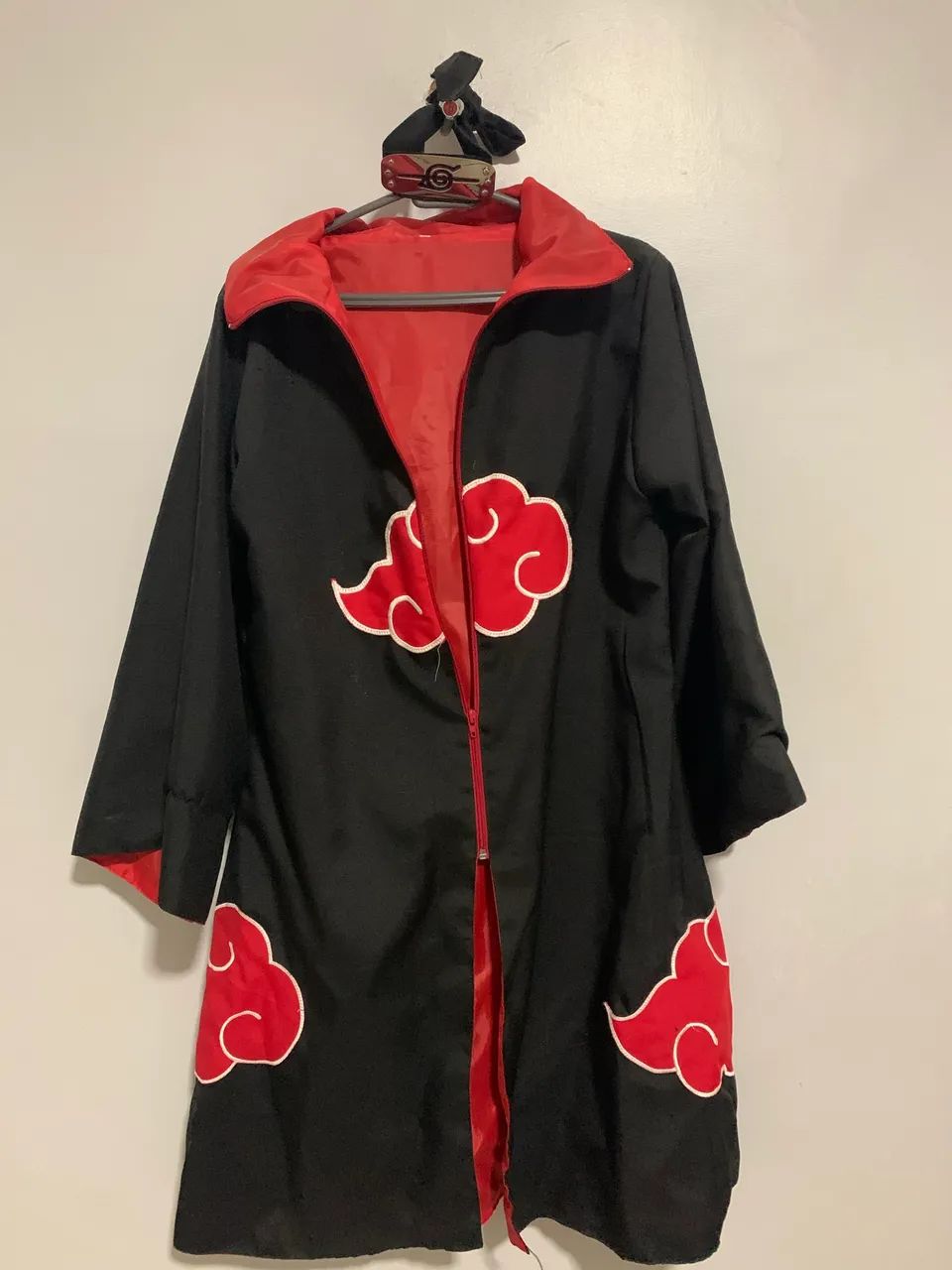 Manto Akatsuki + Bandana Itachi + Anel Itachi - Foto 3