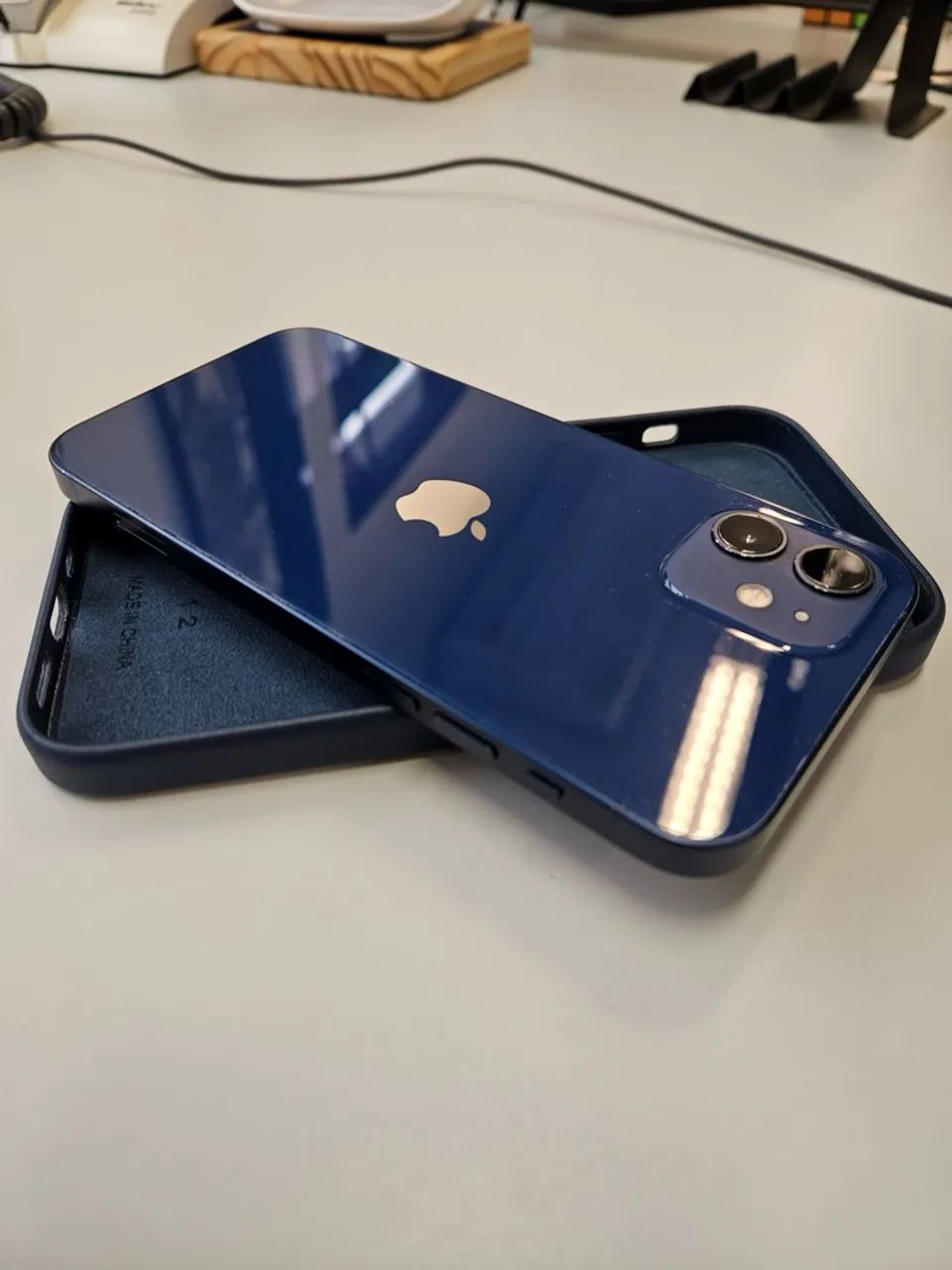 Troco iPhone 12 e s23 - Foto 4