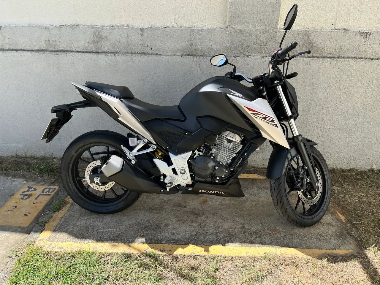 Vende se Cb twister 300 - Foto 2