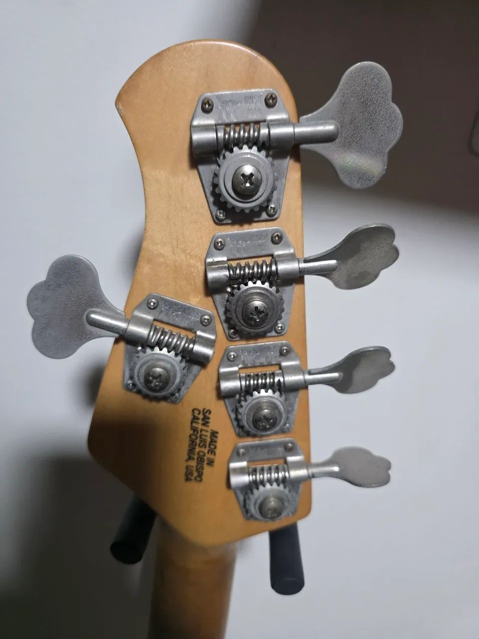Baixo Musicman Stingray USA Original - Foto 5