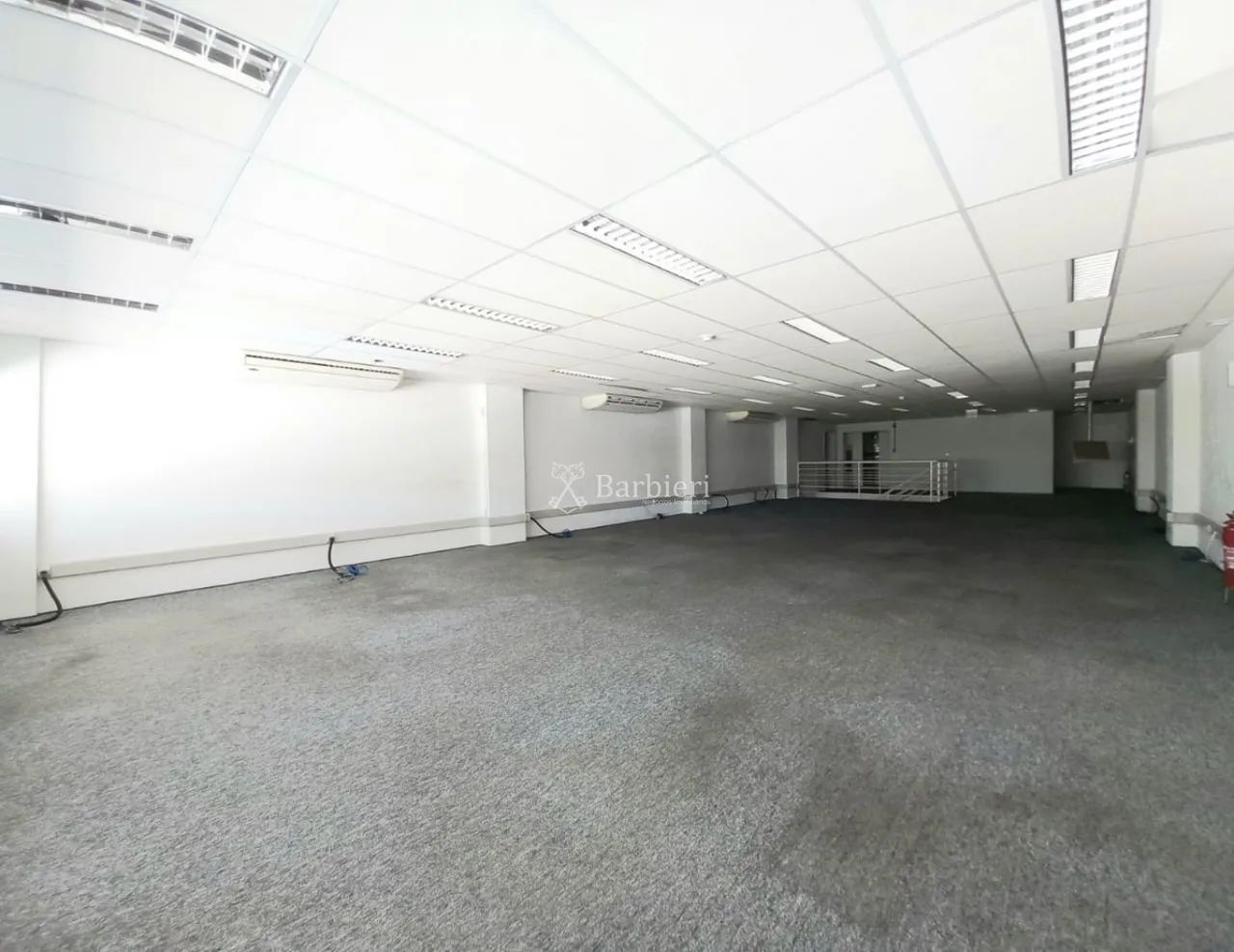 Sala Comercial Térrea no Centro de Blumenau - Foto 4