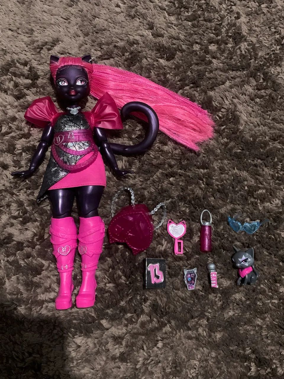 BONECA MONSTER HIGH: Cat Noir (G3) - Foto 3