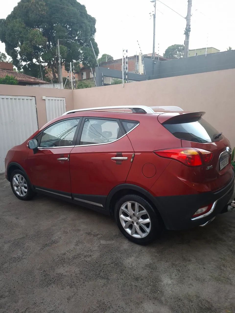 JAC T5 1.5 Jet Flex 16V 5P Mec. 2017 - Foto 2