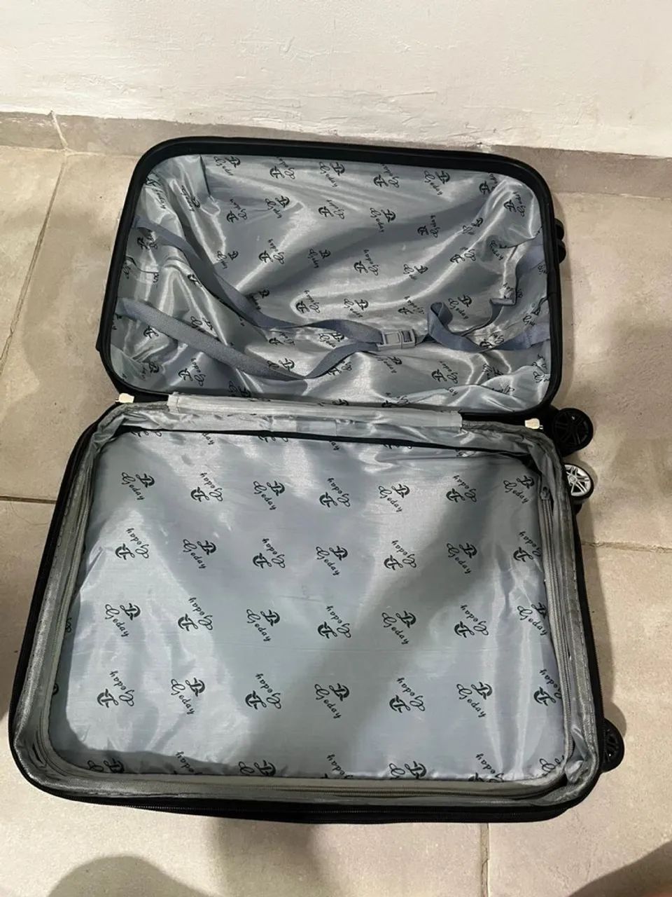 Mala seminova para viagens  - Foto 4