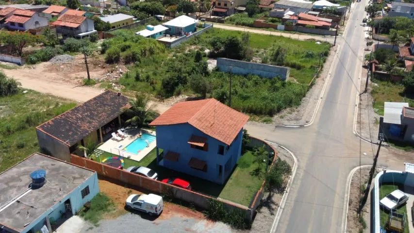 casa em Jacone com 04 quartos