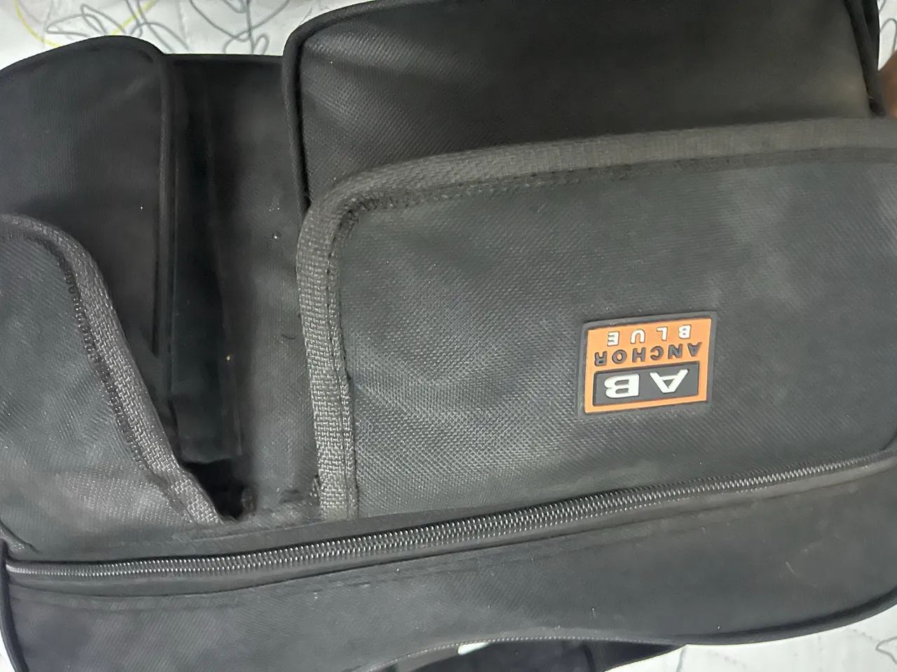 Bolsa tiracolo masculina/ média  - Foto 4