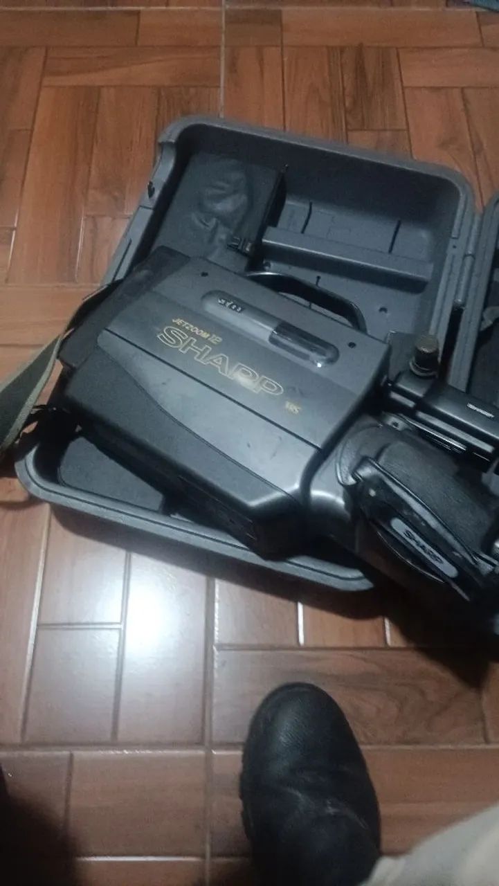 Filmadora Sharp, anos 90