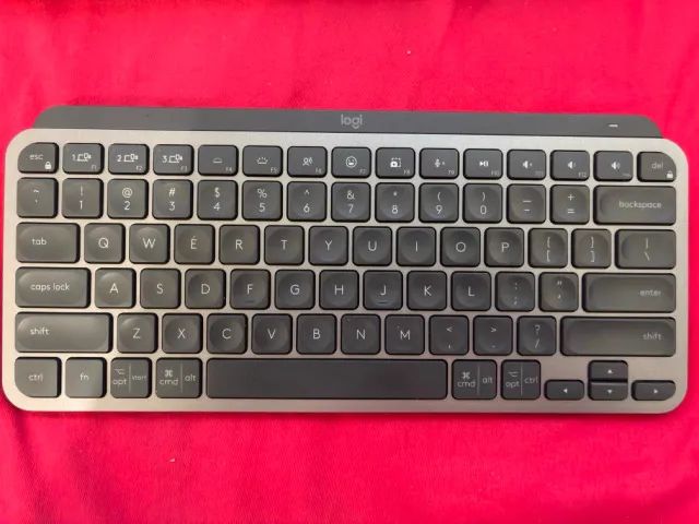 Teclado sem fio Logitech Mx Keys Mini + Estojo - Periféricos e