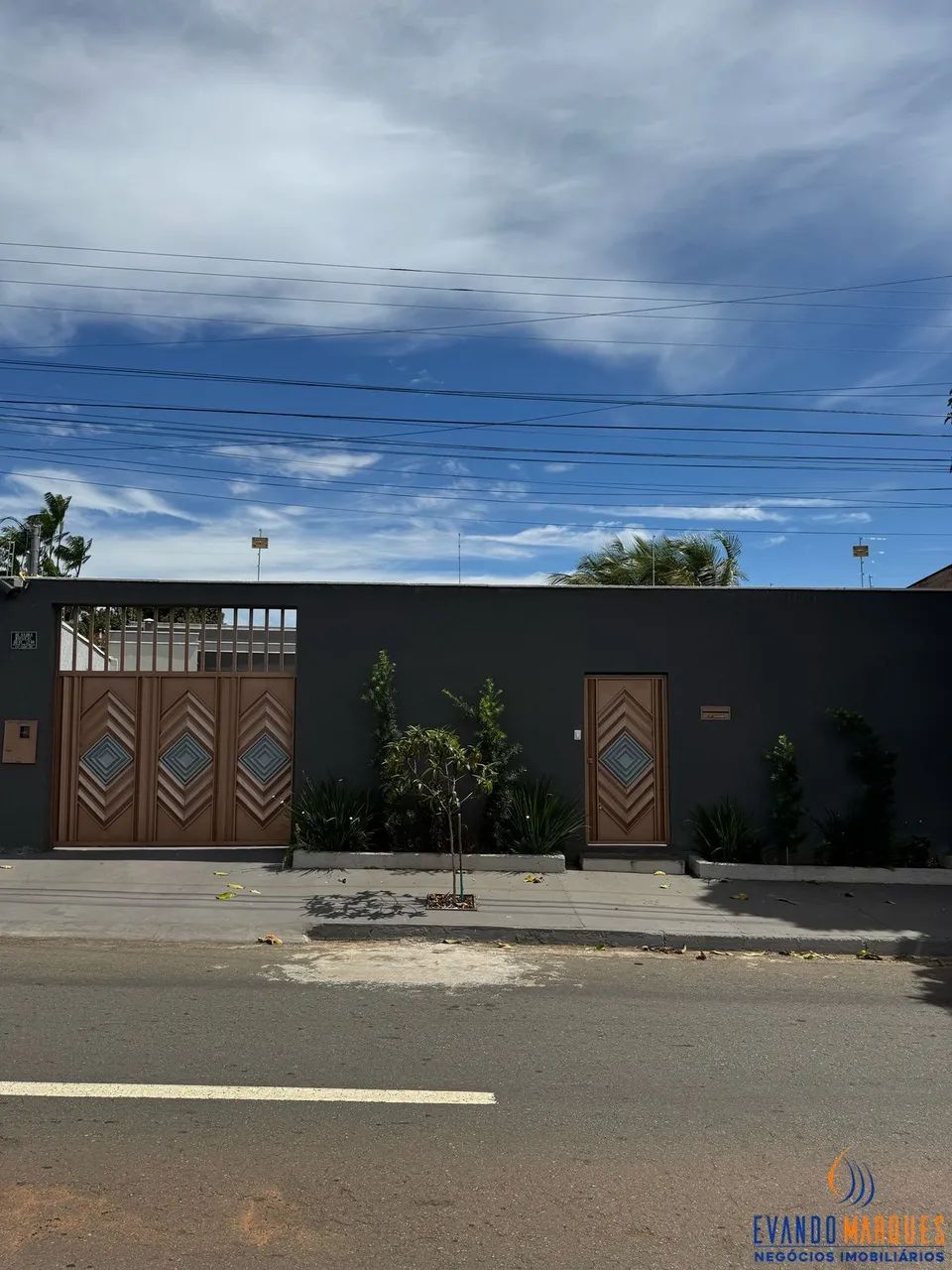 Casa Comercial - Setor Faiçaville