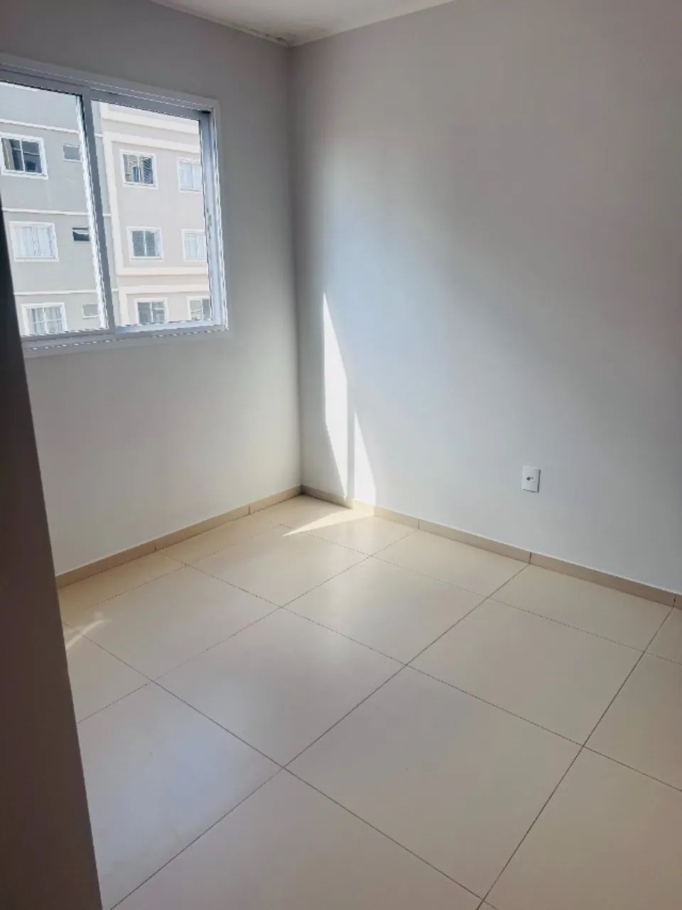 ALUGA-SE APARTAMENTO - Foto 3