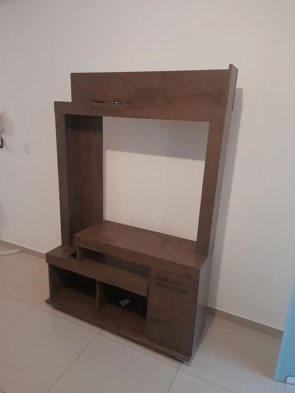 Sofá 3 lugares retrátil e estante - Foto 2