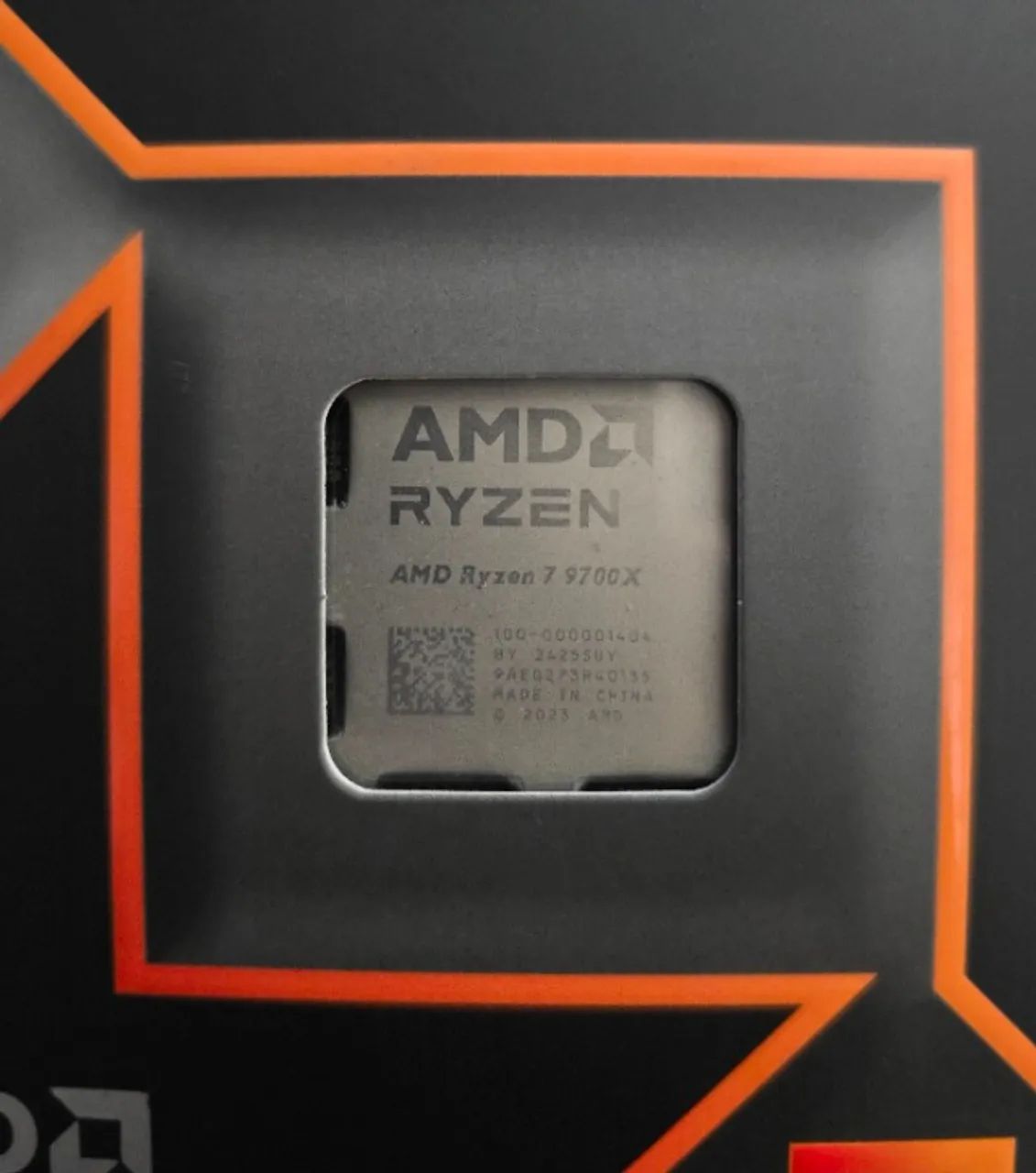 Processador AMD Ryzen 7 9700X, 3.8 GHz (5.5 GHz), Cache 32 MB, 8 Núcleos, 16 Threads, AM5 - Foto 3