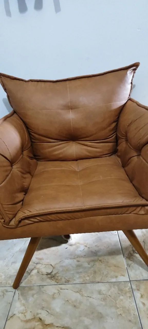Poltrona Azaléia em couro  - Foto 3