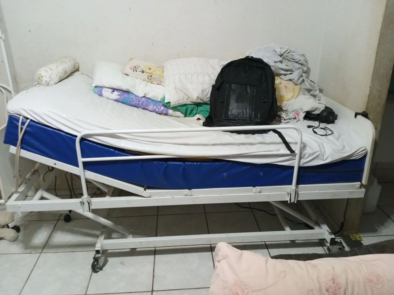 Cama hospitalar elétrica  - Foto 2