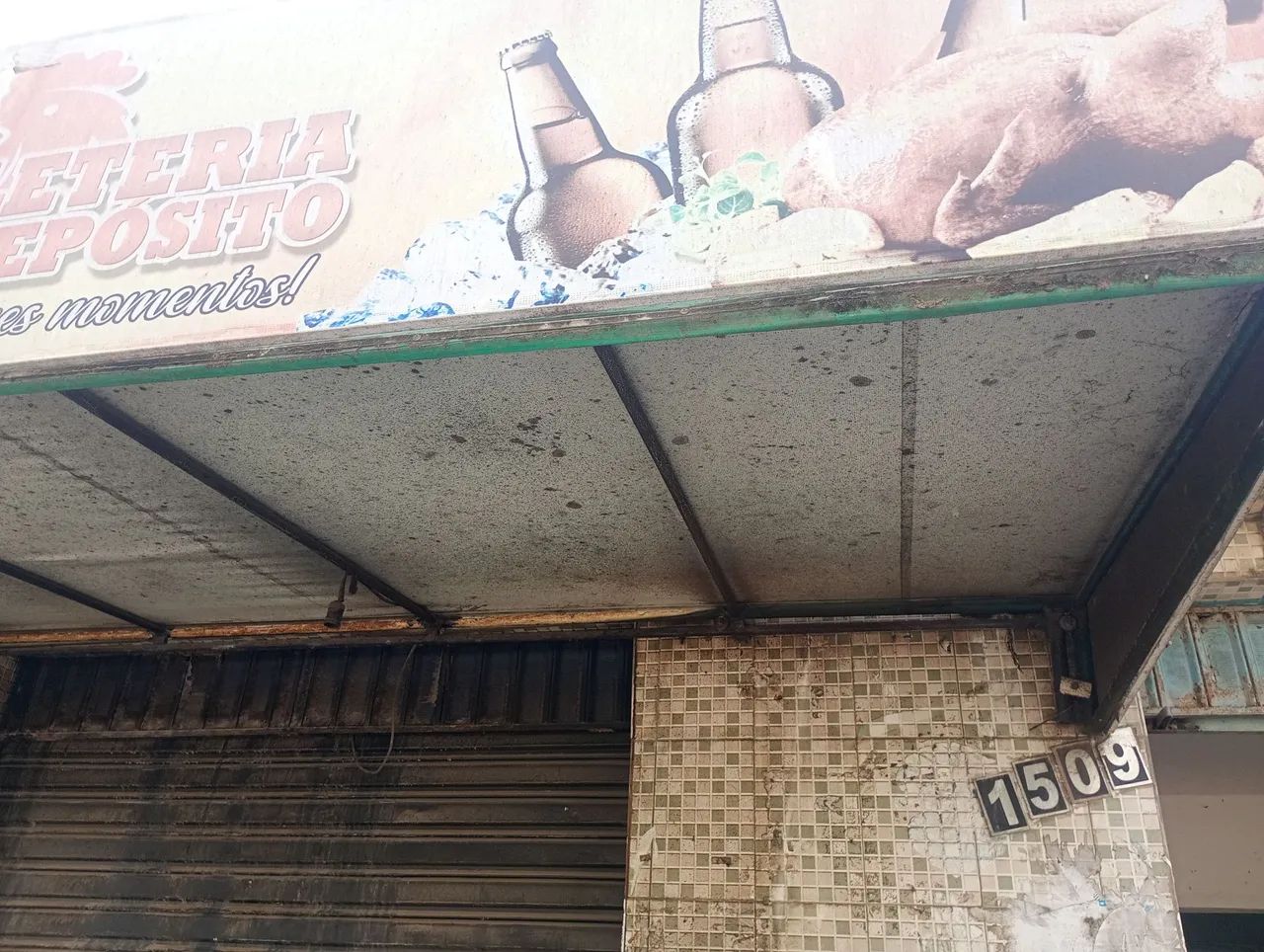 TOLDO COM PLACA PRA BANNER 1,55X3,20X0,60 - Foto 3