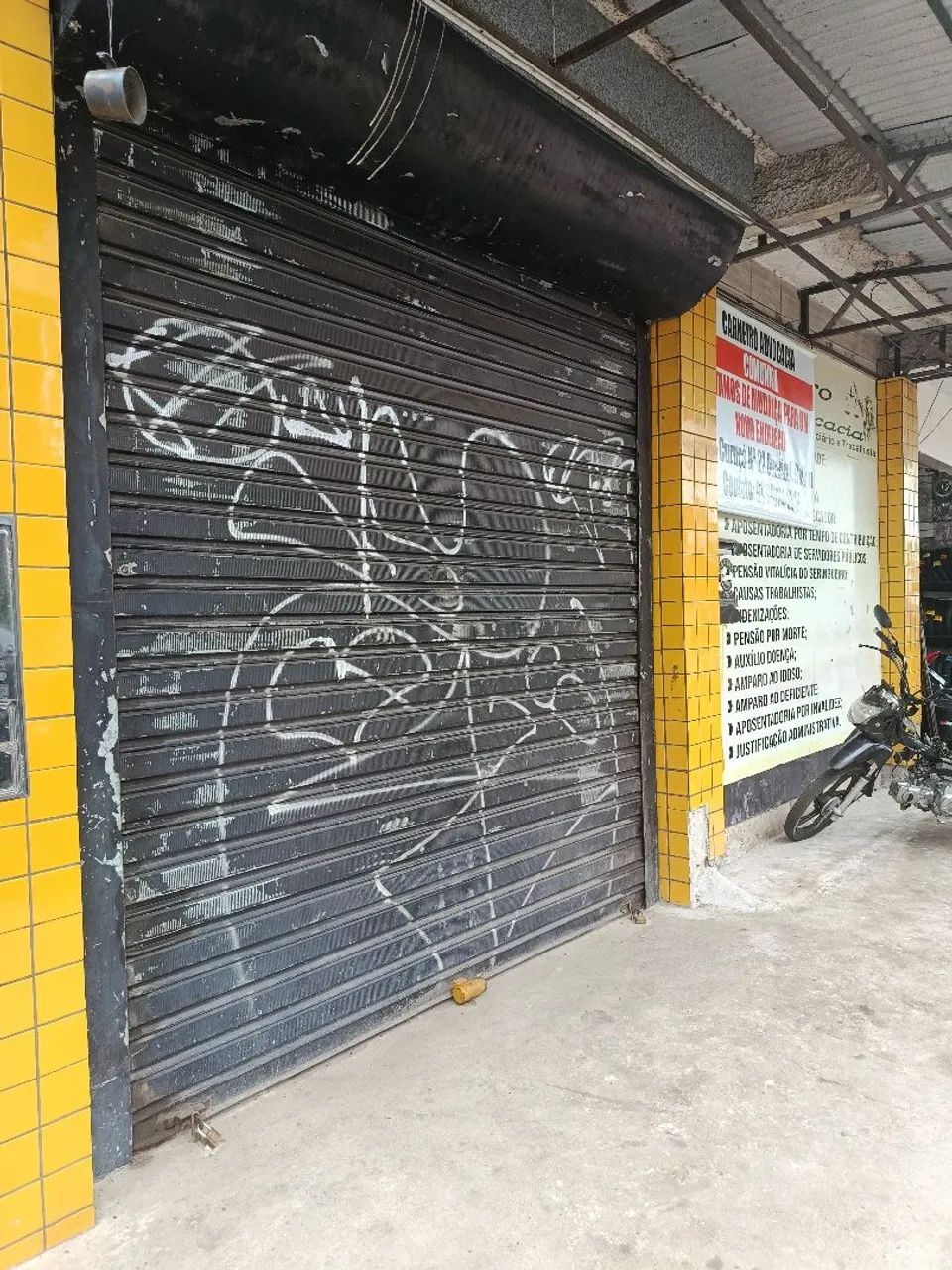 Aluga-se ponto comercial 