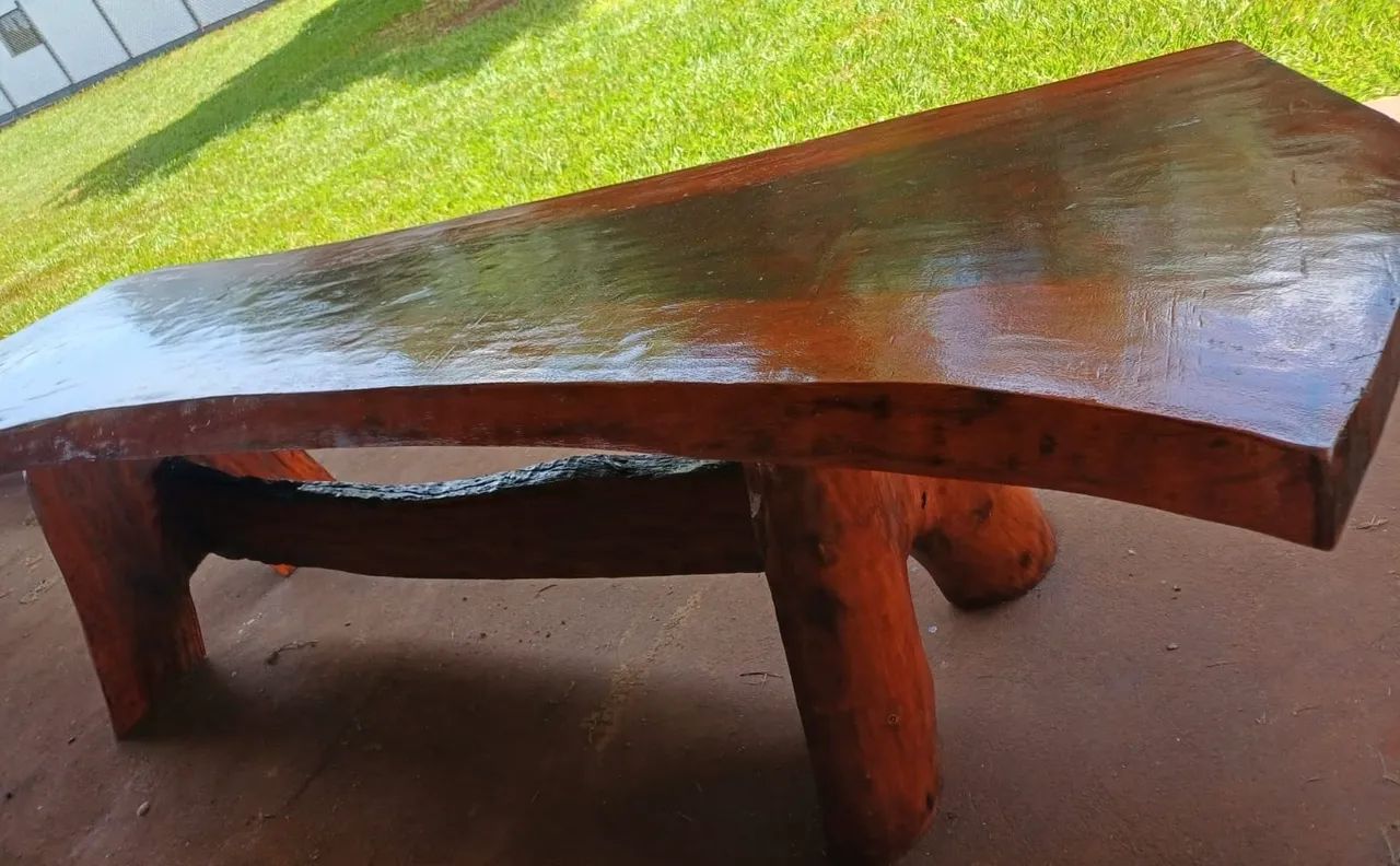 Vende-se Mesa Rústica de Madeira  - Foto 2