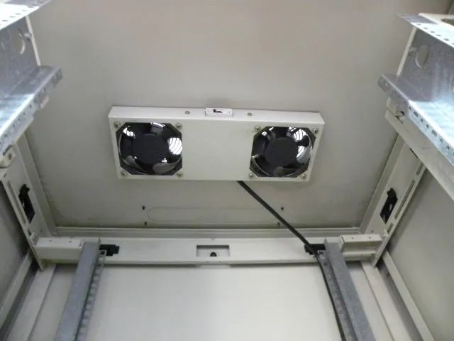 Bastidor rack padrão 46U - usado - Foto 4