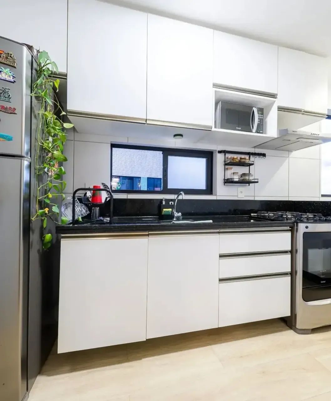 Edf. Curaçau | Andar alto na Torre | Reformado | Amplo 3 quartos | 64m² 2