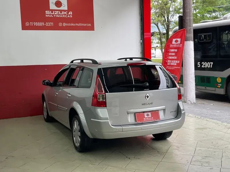 Renault Megane Grand Tour Dynam. Hi-Flex 1.6 16V, foto 6 de 16
