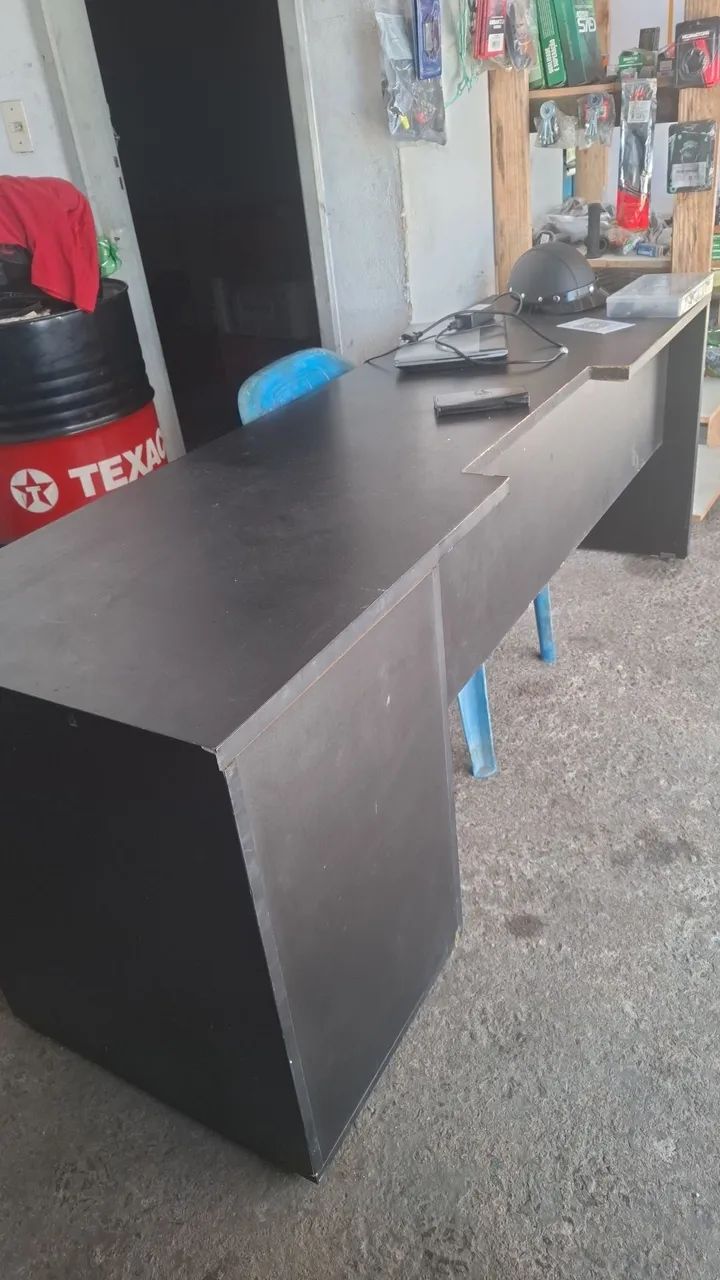 Mesa de escritório oficina comércio 