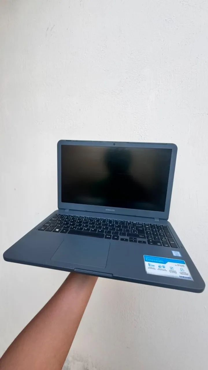 Notebook Samsung Essentials