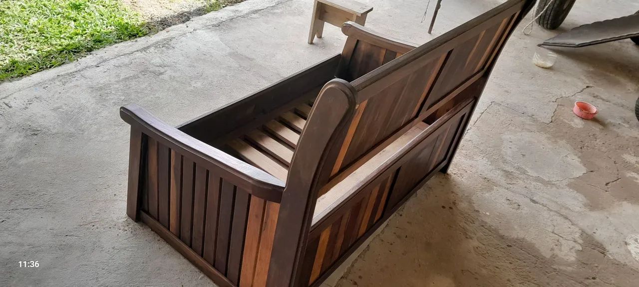 Sofa cama de madeira imbuia - Foto 4