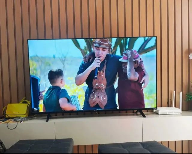 Tv roku 4k 50 polegadas (na garantia e com caixa)