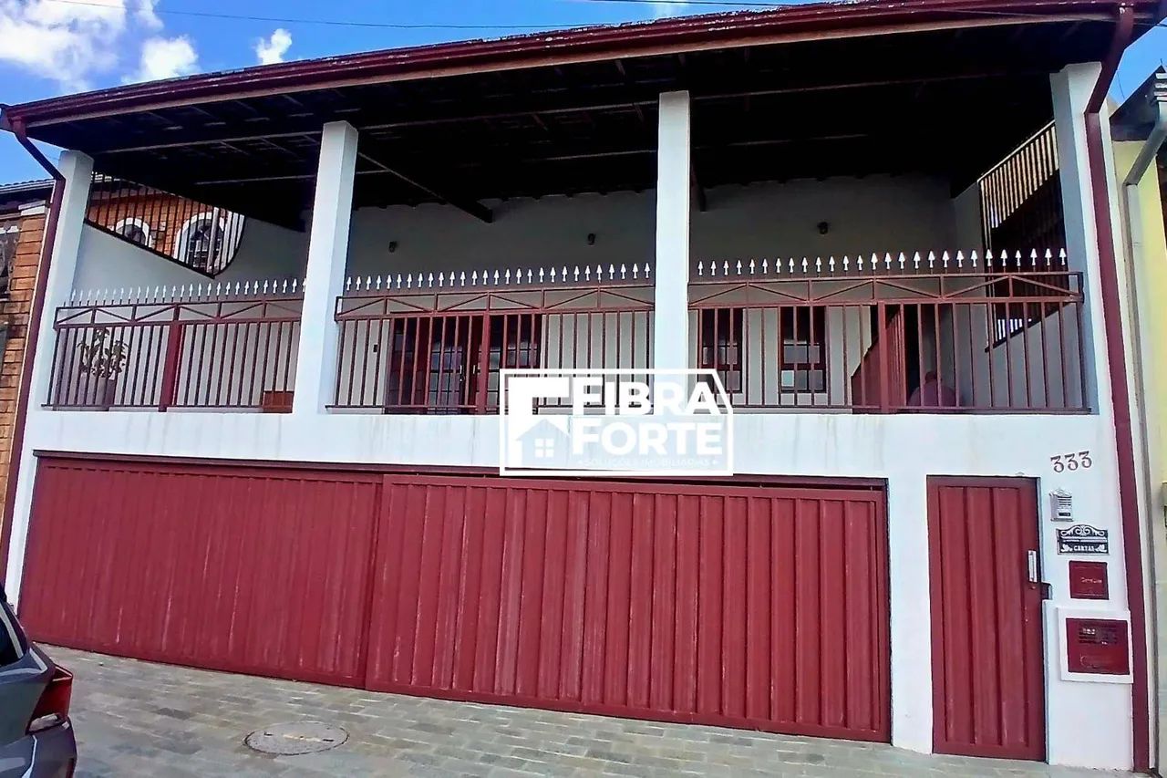 Casa com Edicula Jardim dos Oliveiras , 3 quartos com 1 suíte e aquecedor a gás !!!
