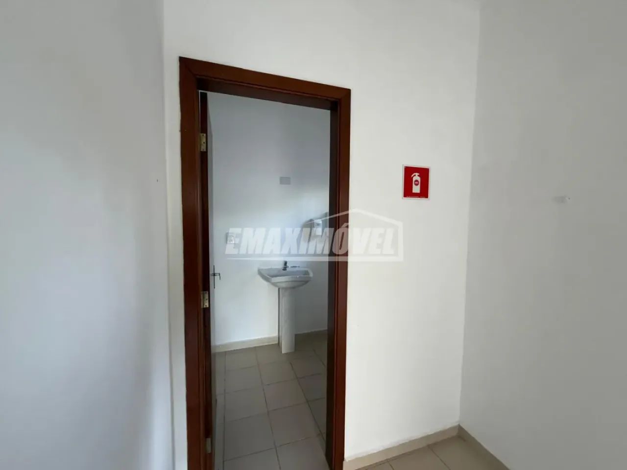 Casa Comercial | 476m² | Estacionamento com 5 vagas | Parque Campolim - Foto 5