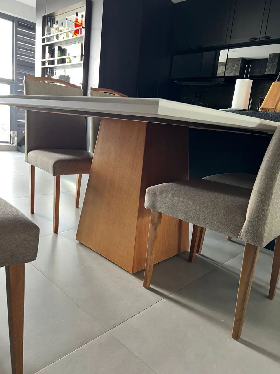 Mesa com 8 cadeiras  - Foto 5